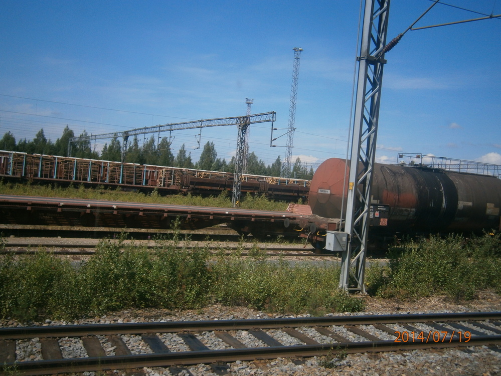 Pieksämäen lajitteluratapihaa 19.7.2014 #1
Pieksämäen ratapihaa nähtynä Pieksämäen höyryveturiyhdistyksen järjestämän kiertoajon kyydistä.
Avainsanat: jyv_Rbnqqs;jyv_Soek;jyv_Occ;jyv_Ome